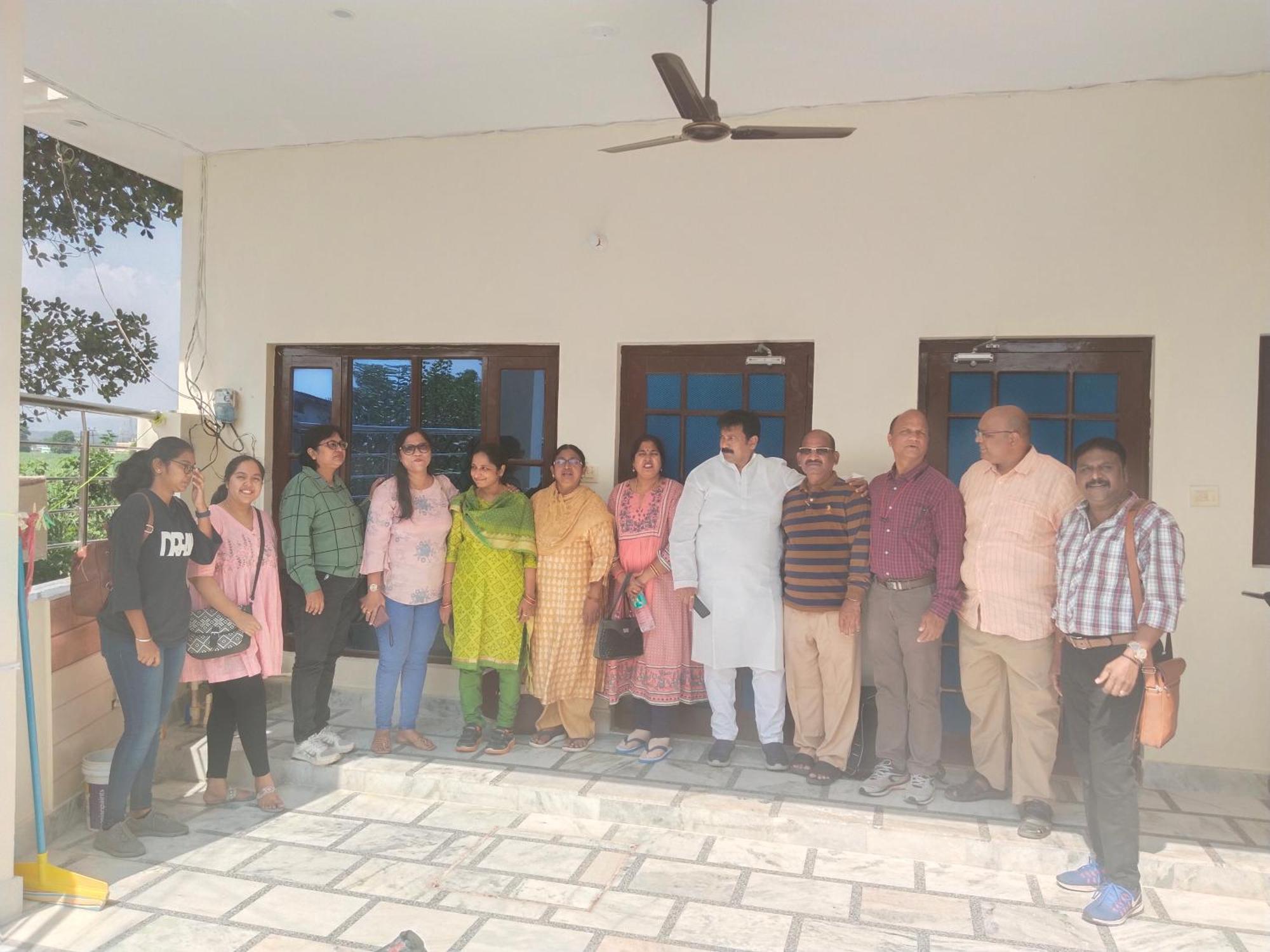 Airport Luxury Nature Homestay- Near Jolly Grant Airport Dehradun Doiwāla المظهر الخارجي الصورة