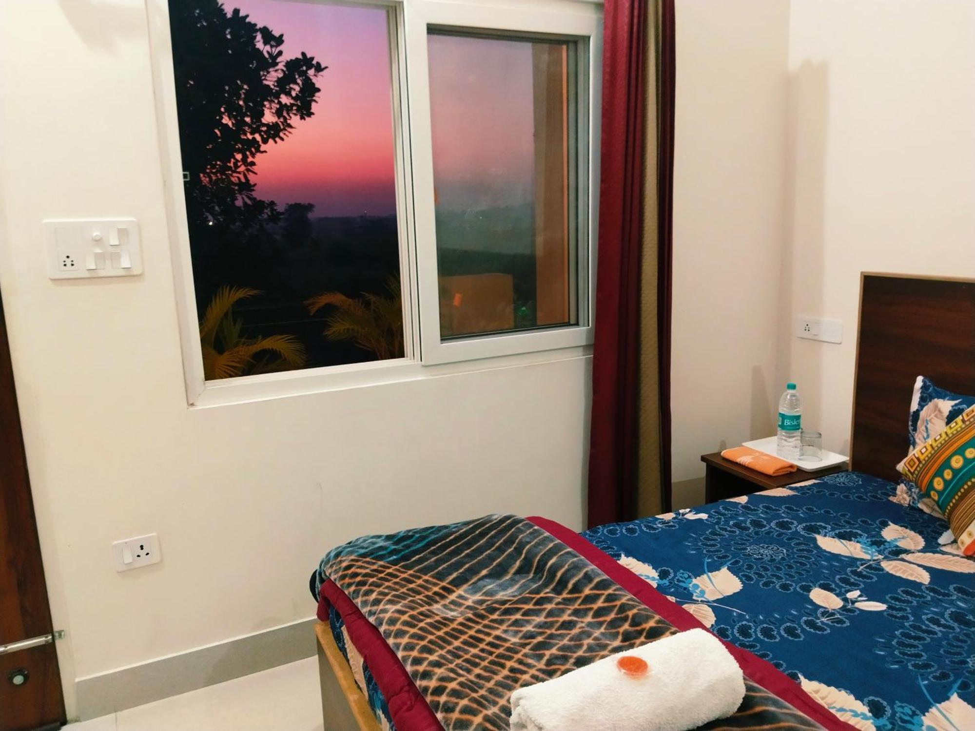 Airport Luxury Nature Homestay- Near Jolly Grant Airport Dehradun Doiwāla المظهر الخارجي الصورة