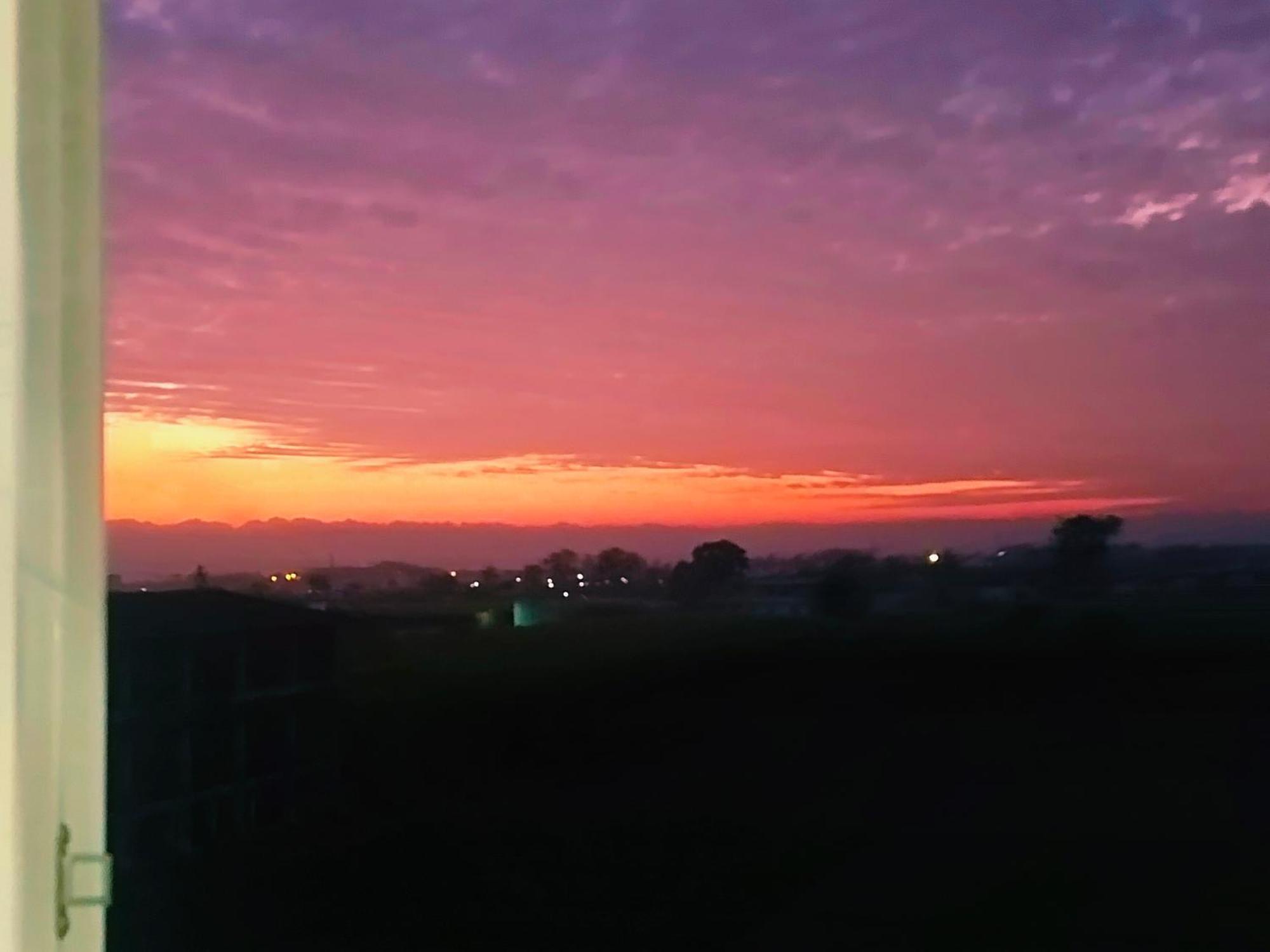 Airport Luxury Nature Homestay- Near Jolly Grant Airport Dehradun Doiwāla المظهر الخارجي الصورة